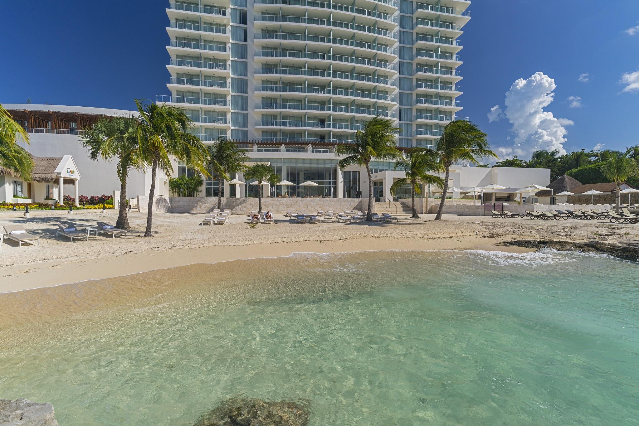 The Westin Cozumel Hotel Exterior photo